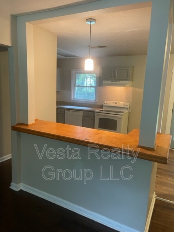 Building Photo - 181 Oldenburg Dr