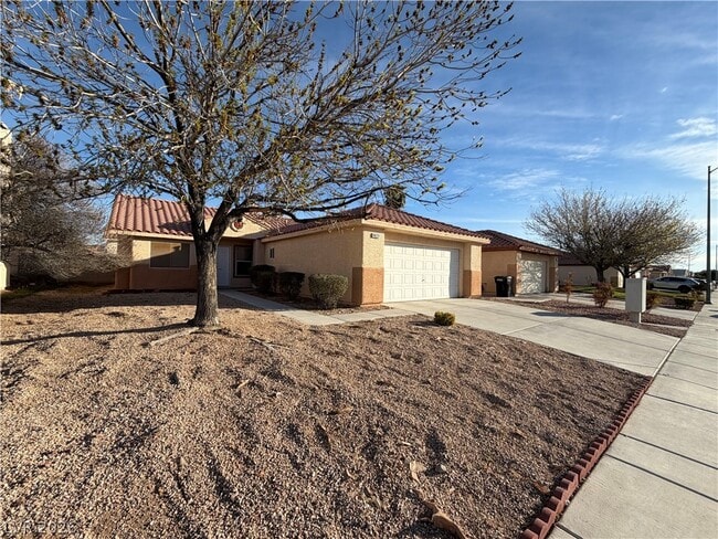 Building Photo - 4024 W Delhi Ave