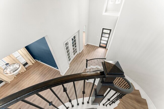 Building Photo - 27907 Emerald Vista Dr