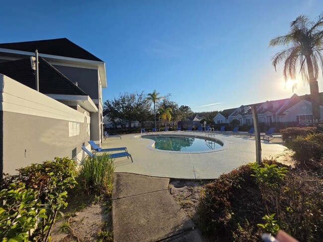 Building Photo - 1879 Island Walk Dr