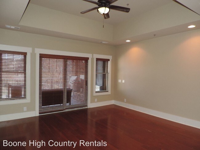 Building Photo - 3 br, 2 bath House - 148 Hwy 105 Ext Unit 203