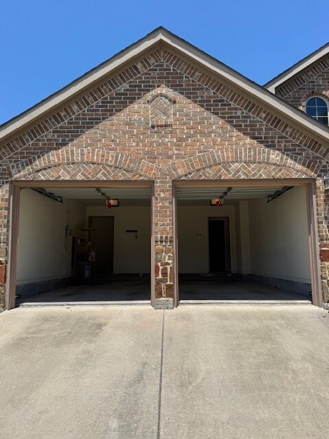 Building Photo - 3412 Beaver Creek Ln