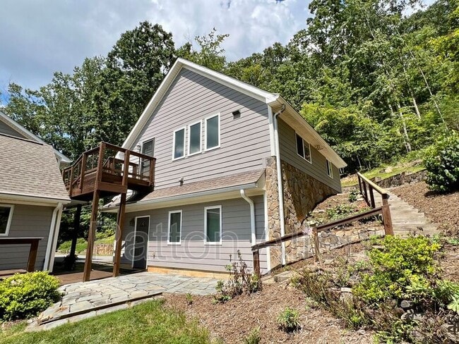 Building Photo - 69 Pink Fox Cove Rd