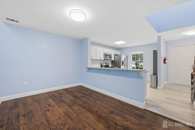 Building Photo - 1609 Mulberry Ct