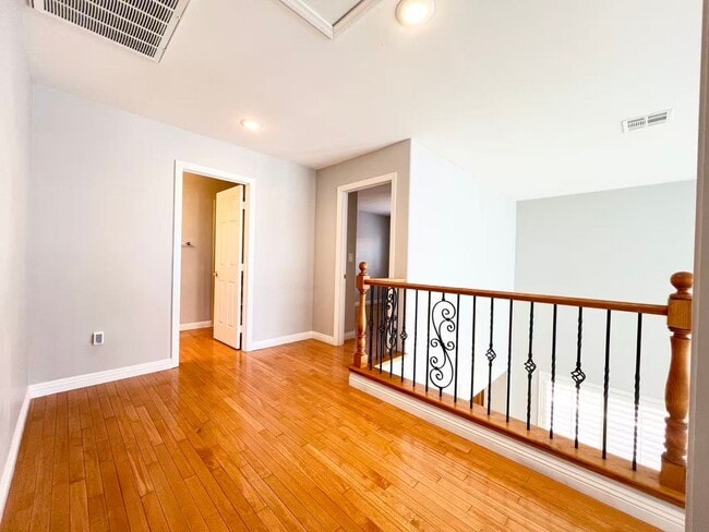 Building Photo - 538 Los Hermanos St