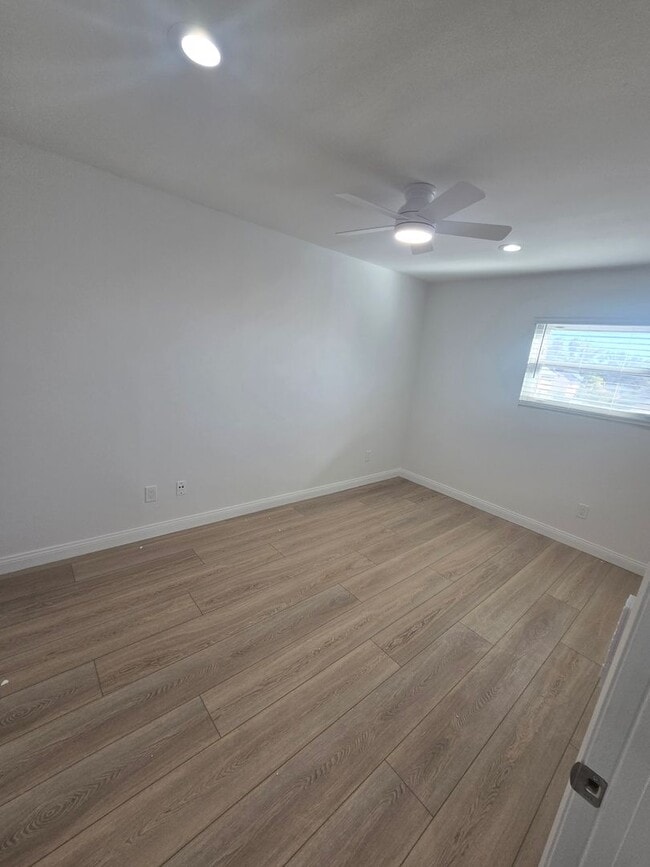 Building Photo - 4 Bedroom, 3 Bath 2-Story Completely Remodeled Home Near MCAS Miramar