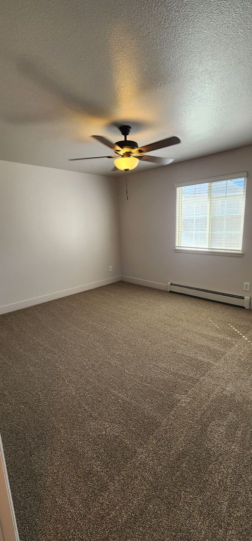 Building Photo - 3 bed/2 bath in Orchard mesa