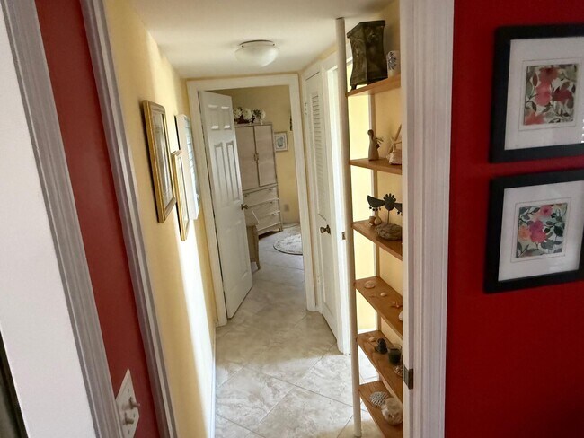 Building Photo - 1070 Sugar Sands Blvd