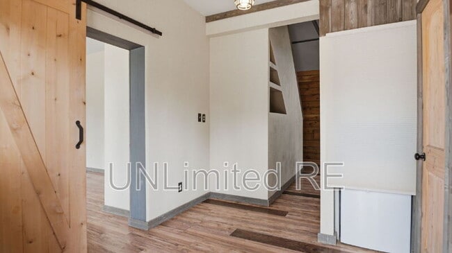 Building Photo - 4553 S Lake Mary Rd