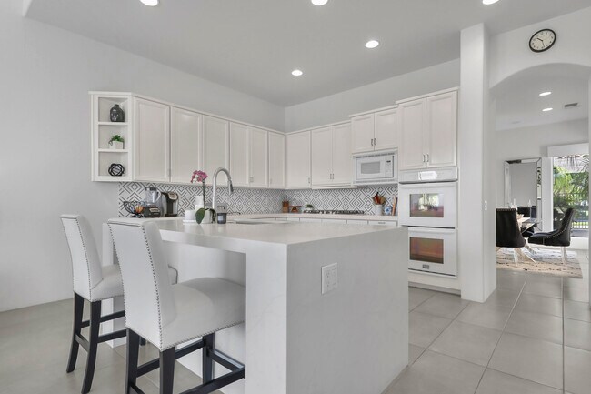 Building Photo - 267 Loch Lomond Rd