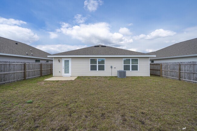 Building Photo - 5028 Rivergrass Dr