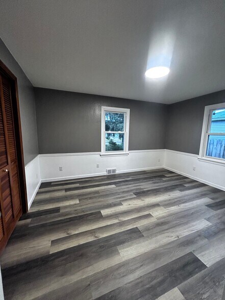 Building Photo - 2909 Devore Ct