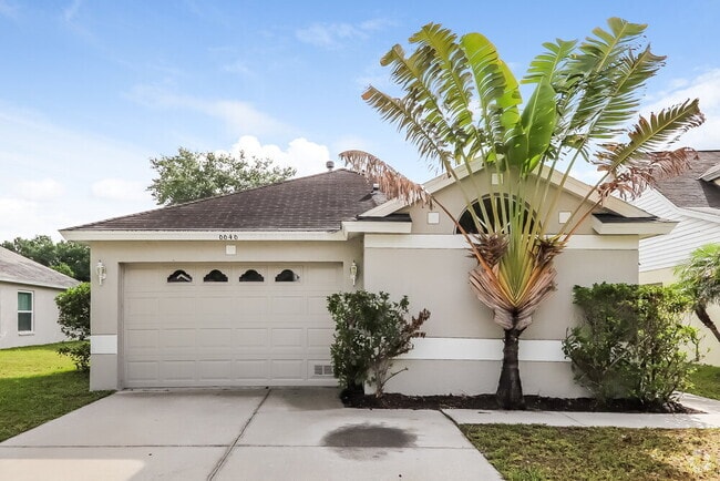 Building Photo - 6646 Summer Cove Dr