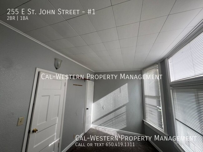 Building Photo - 255 E St John St