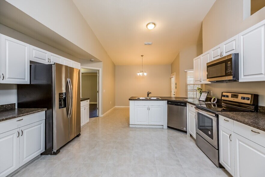 Building Photo - 4791 Placid Cir