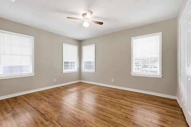 Building Photo - 3523 Dutton Dr