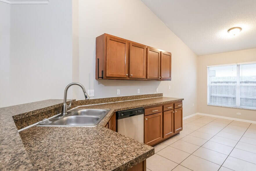 Building Photo - 4643 Eagle Peak Dr