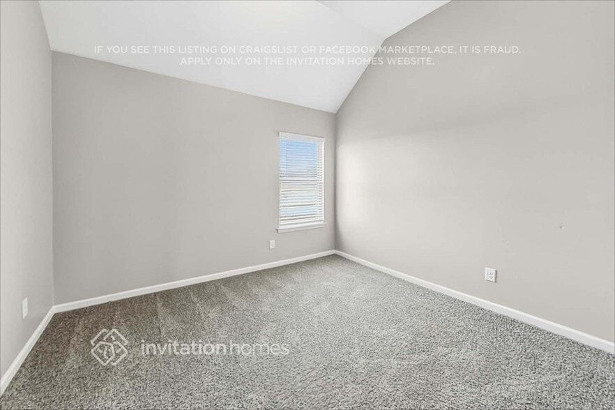 Building Photo - 100 Hamilton Pointe Dr