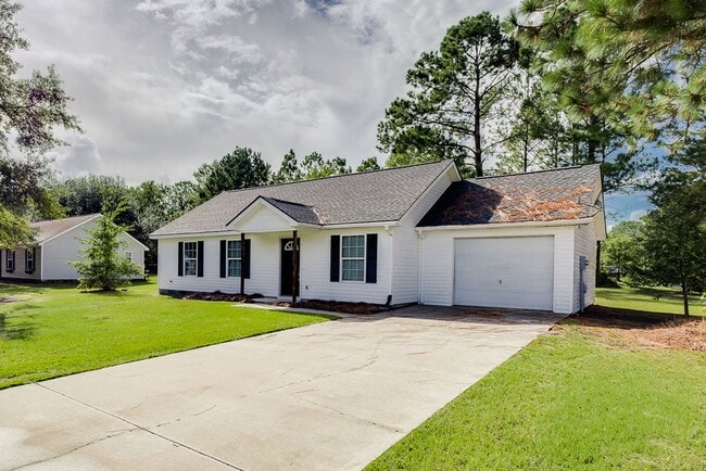 Building Photo - Well-Maintained 3BR, 2BA Home with 1-Car Garage
