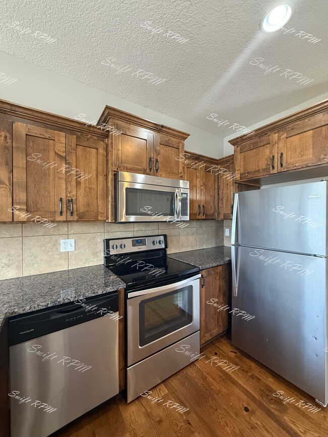 Building Photo - 7532 McCoy St