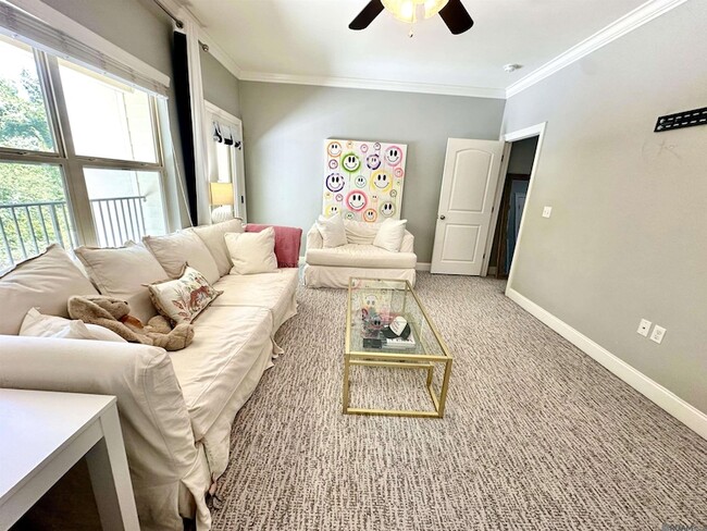 Building Photo - 5180 Myrtle Trail Dr