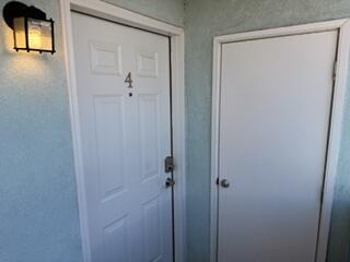 Building Photo - 1812 Buena Vista Dr SE