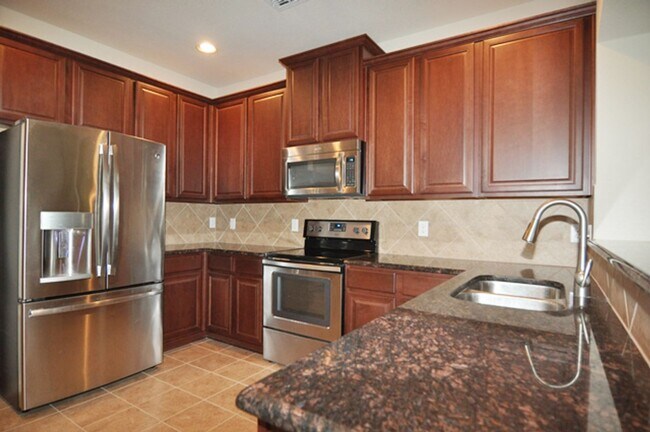 Building Photo - 6828 Pascal Way