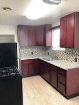 Building Photo - 47 Atlas Ave