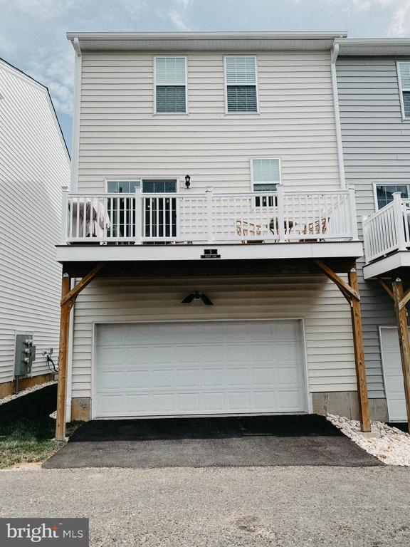 Building Photo - 5 Jessop Ln