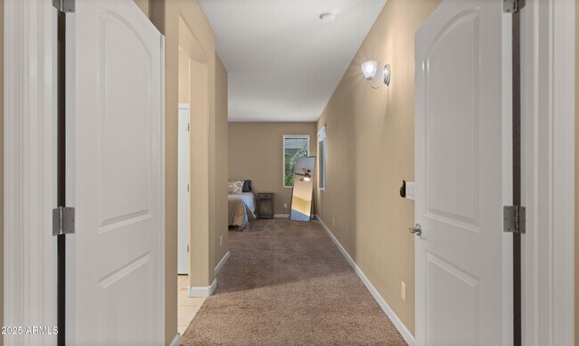 Building Photo - 9309 W Orange Dr