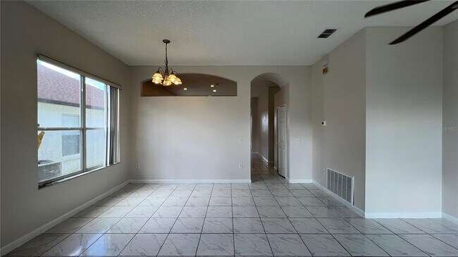 Building Photo - 112 Cello St