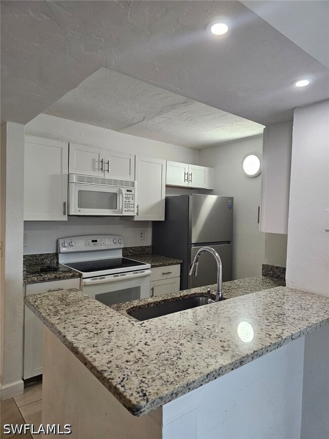 Building Photo - 108 Santa Clara Dr