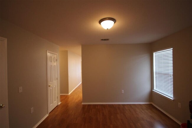 Building Photo - 5808 Angel Dr