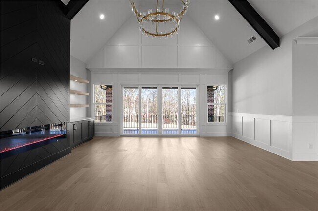 Building Photo - 407 Thunder Rd