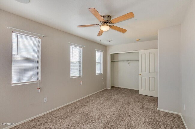 Building Photo - Charming 4 Bed home in Avondale with commu...
