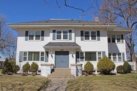 Building Photo - Fully Furnished 2 Bedroom Apartment for Rent!