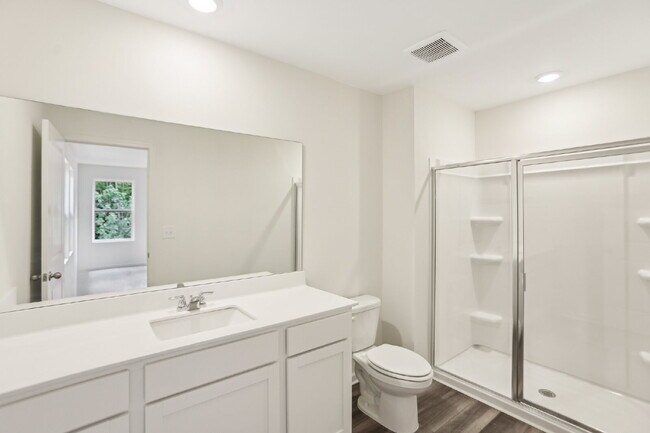 Building Photo - Stylish 3BR/2.5BA Home in Grey Hawk Community | $2,500/Month
