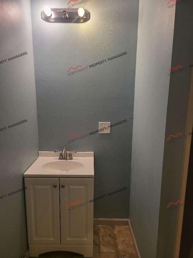 Building Photo - STATUS: AVAILABLE | R55 | $2495