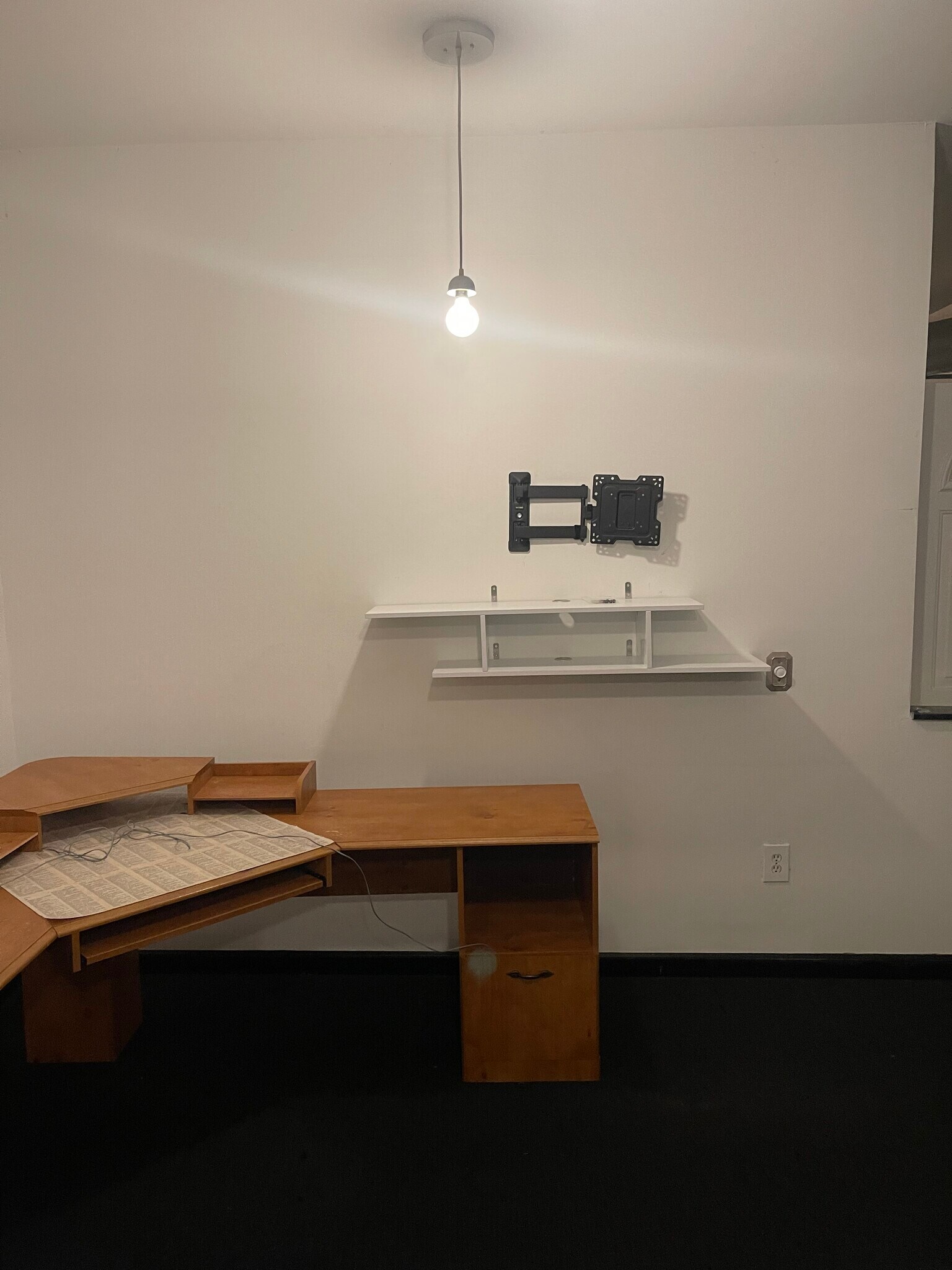 Building Photo - 3968 W 8th St