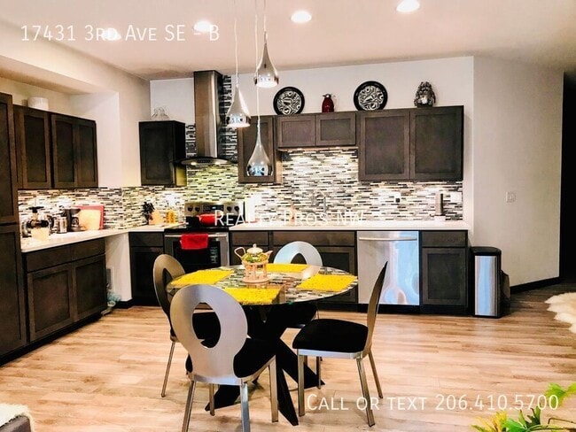 Building Photo - 17431 3rd Ave SE