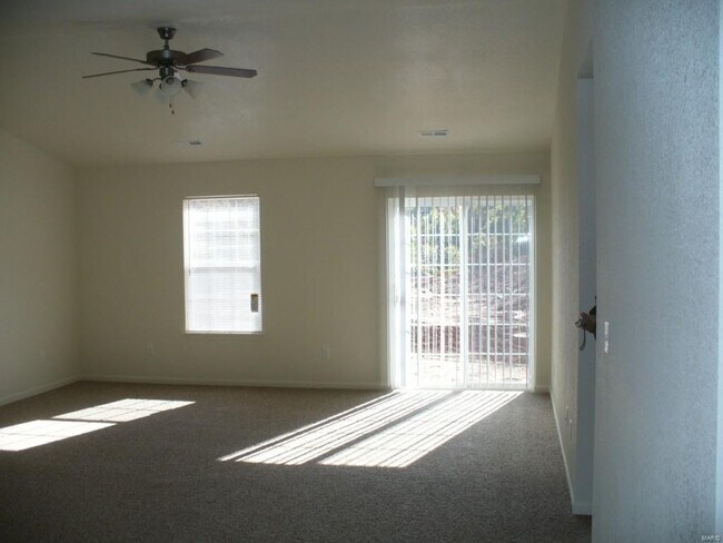 Building Photo - 21067 Harbor Ln