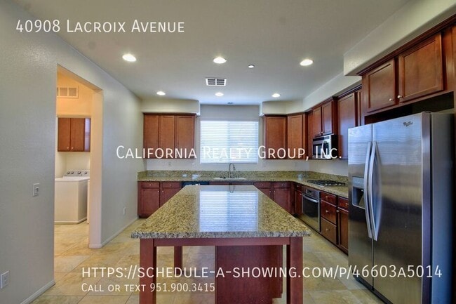 Building Photo - 40908 Lacroix Avenue'