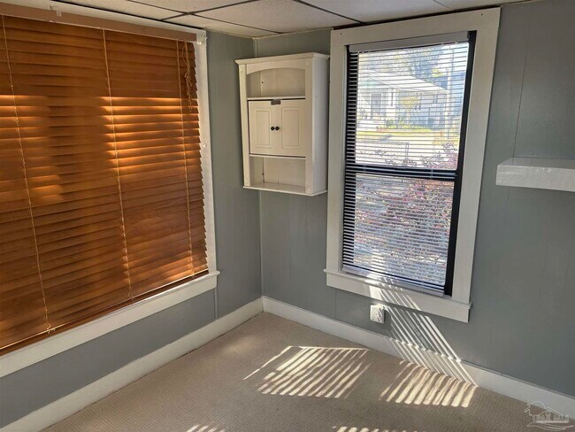 Building Photo - 1717 W Government St