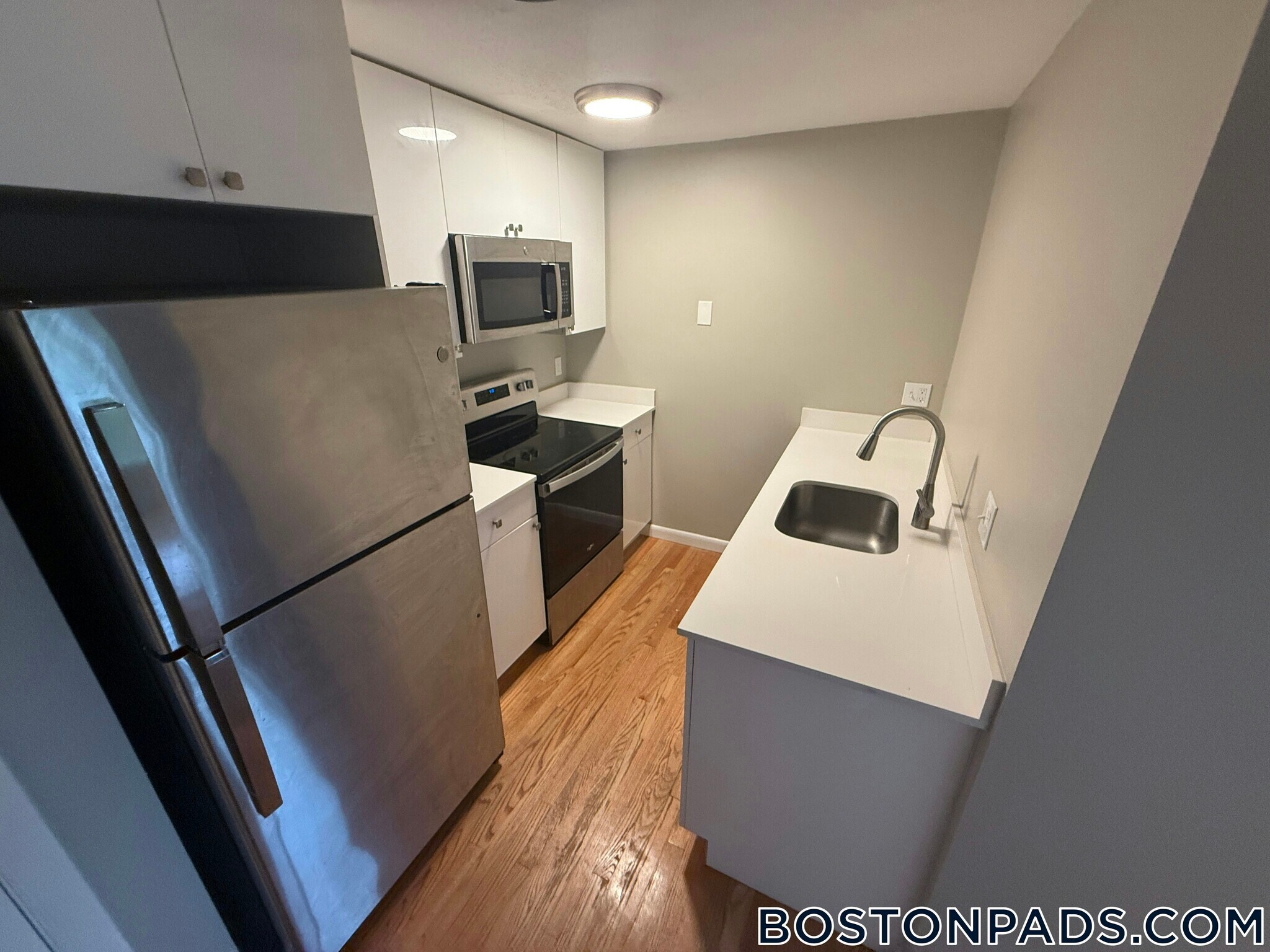 Building Photo - 50 Evergreen St