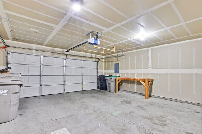 Building Photo - 3462 N Lancer Ave