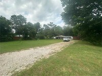Building Photo - 721 Thompson Dr