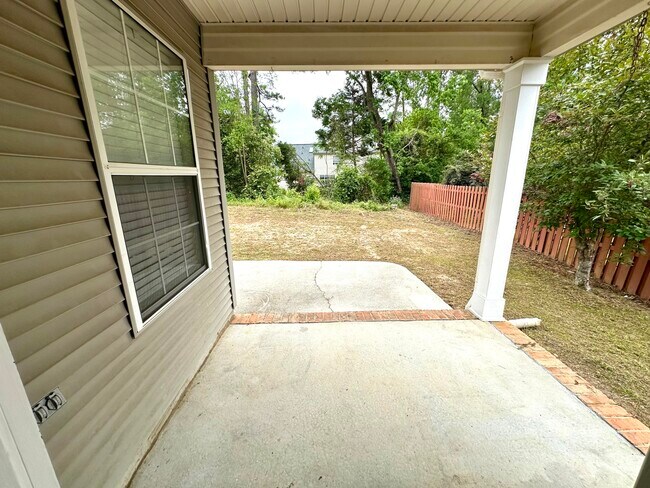 Building Photo - 945 Hunting Horn Wy