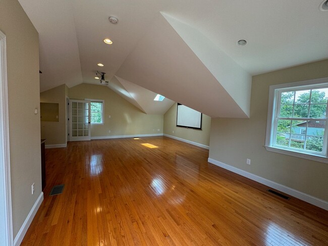 Building Photo - West AVL - Truly Special Custom Build!