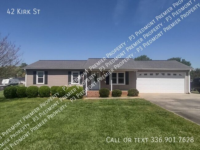 Primary Photo - 42 Kirk St