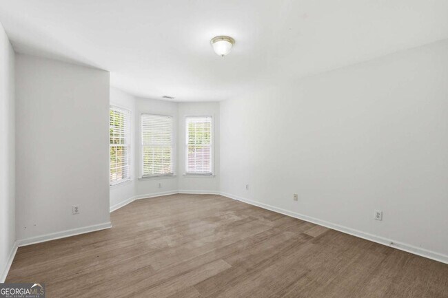 Building Photo - 1702 Clay Brooke Ct SE